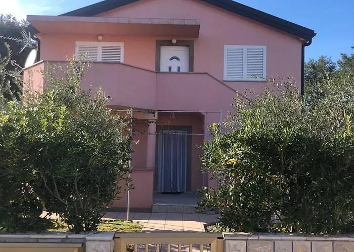 Apartment Milka Vir