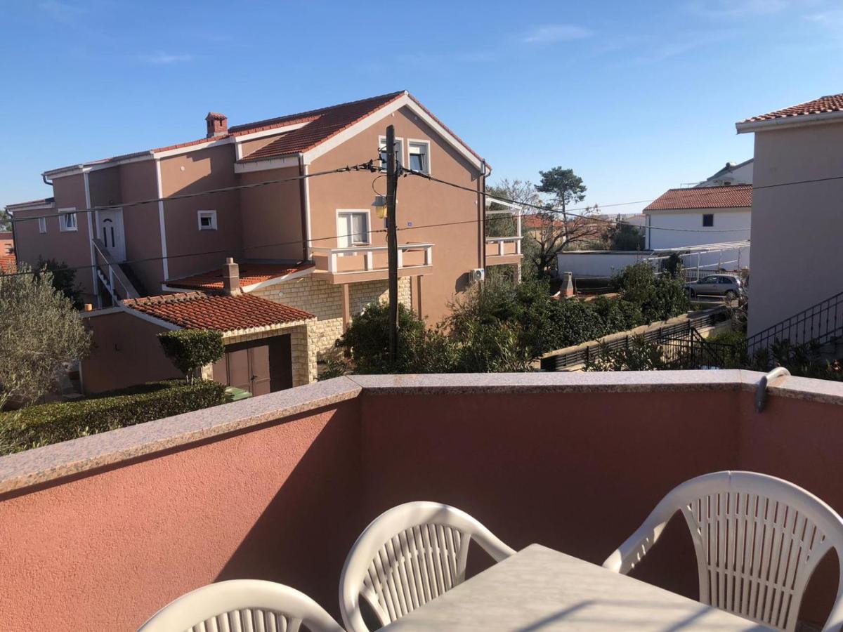 Milka Apartment Vir